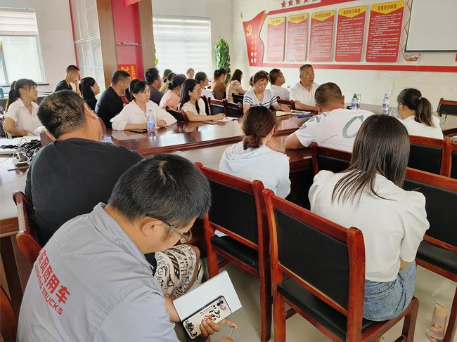 13-5　培訓(xùn)照片1